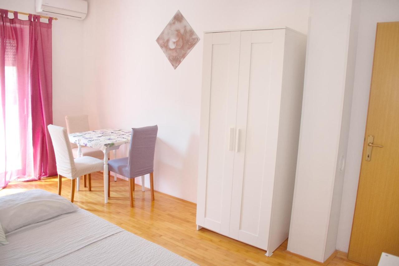 Apartments Summersong ノヴァリャ エクステリア 写真