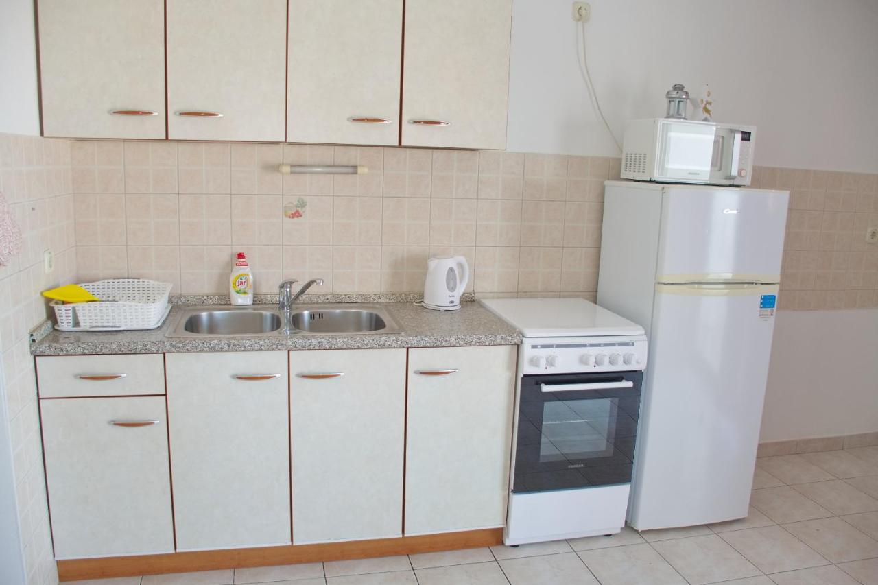 Apartments Summersong ノヴァリャ エクステリア 写真