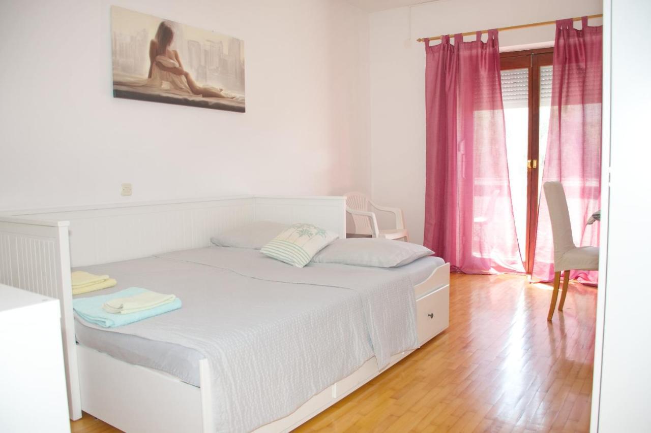 Apartments Summersong ノヴァリャ エクステリア 写真