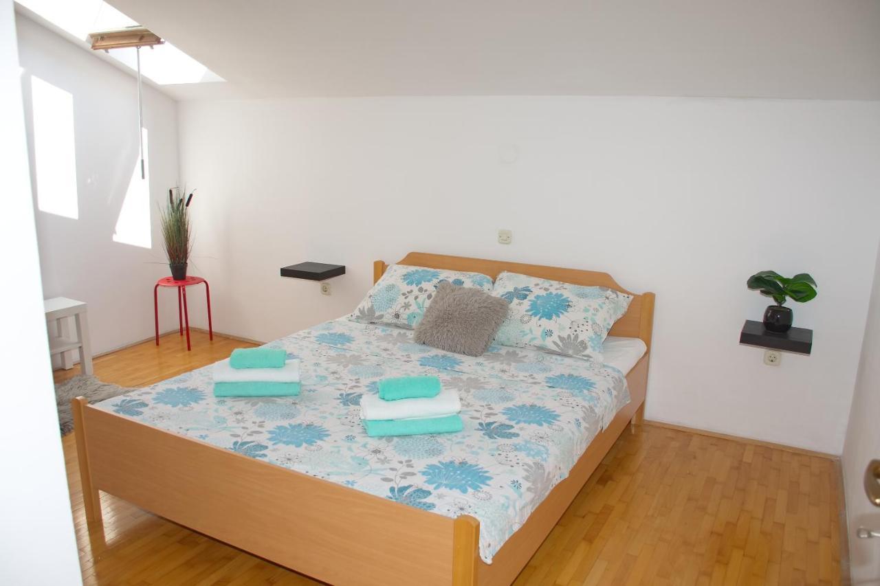 Apartments Summersong ノヴァリャ エクステリア 写真